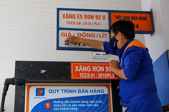 Giá xăng RON 95 tăng từ 15 giờ chiều nay, hơn 15.000 đồng/lít