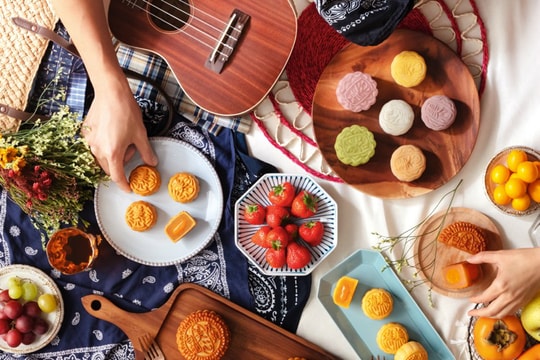 “Người khổng lồ” trong ngành bánh Trung thu trở lại Việt Nam