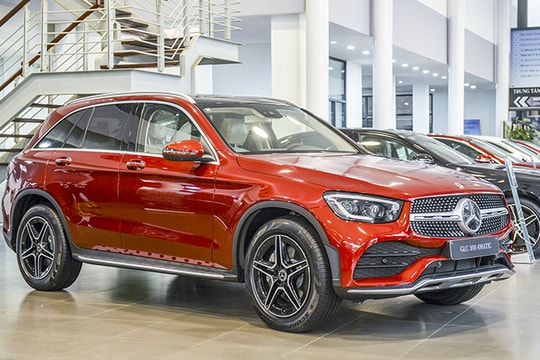 Những "xế hộp" tiền tỷ nào giảm phí trước bạ nhiều nhất?