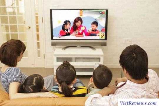 Đọc sách hay xem tivi tốt hơn?