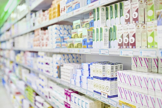 Dù lắm anh tài quốc tế chi phối, người bệnh đừng mơ có giá thuốc rẻ