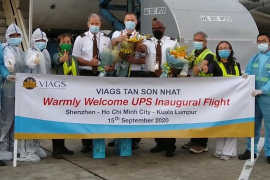 UPS Airlines mở chuyến bay đầu tiên đến Việt Nam UPS Airlines mở chuyến bay đầu tiên đến Việt Nam