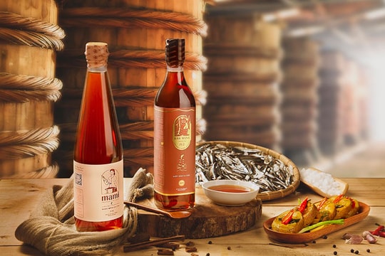 Nước mắm lên sàn ra thế giới