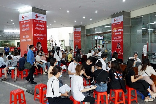 Nhân viên Shinhan Finance hiến máu giữa bối cảnh máu khan hiếm