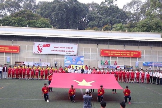 Khởi động giải bóng đá Hiệp hội Doanh nghiệp TP.HCM lần thứ 4