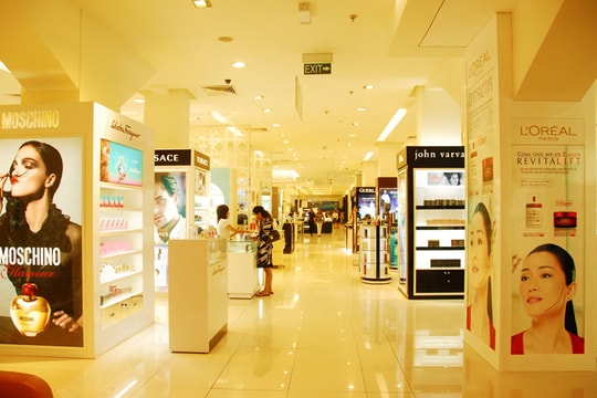 Doanh nghiệp bán lẻ “ăn ngủ không yên” vì ế ẩm