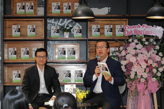 "Hành trình trở thành coach chuyên nghiệp"-Cách truyền cảm hứng mới