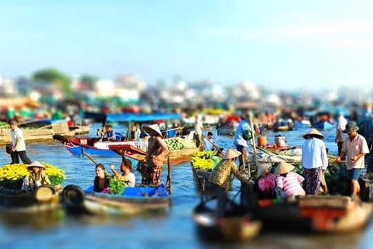 Việt Nam đang trên đà phát triển thành “quốc gia du lịch”