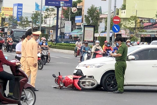 Xây dựng cơ sở dữ liệu về tai nạn giao thông