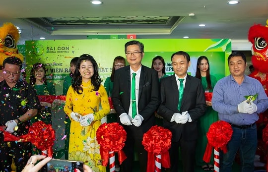 Bệnh viện tư nhân răng hàm mặt đầu tiên tại TP.HCM đi vào hoạt động