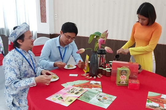 Ngỡ ngàng với trà sen – Vua của các loại trà