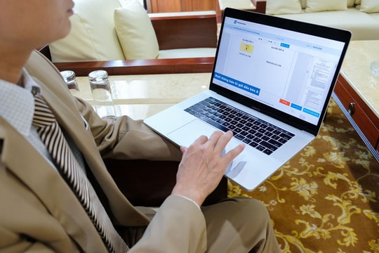 Chưa đến 1/3 công ty Fintech thật, hãy cẩn thận khi ấn phím vay tiền trên mạng