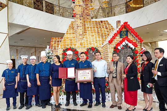 Nhà bánh gừng lớn nhất Việt Nam – địa điểm check in không thể bỏ lỡ dịp giáng sinh 2020