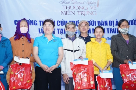 Hơn 1 tỷ đồng của doanh nhân TP.HCM đã đến tay đồng bào miền Trung