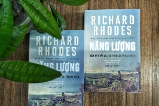 Nhìn lại lịch sử nhân loại từ than củi tới hạt nhân