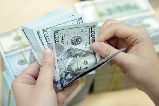 Hệ quả khó lường từ chính sách bơm tiền ồ ạt