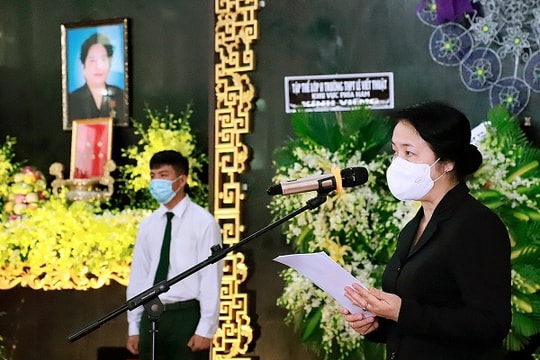 Sáng ngời tấm gương nữ Anh hùng lao động ngành dệt may Trần Thị Đường