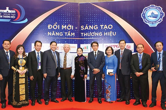 Nghĩ về doanh nhân Việt Nam