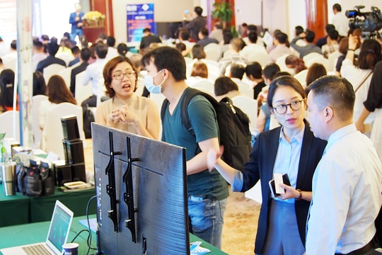 Chính phủ ưu tiên hỗ trợ doanh nghiệp SMEs làm CĐS trong 4 năm tới