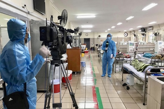 TP.HCM sắp tiêm vắc xin cho phóng viên tham gia chống dịch Covid-19