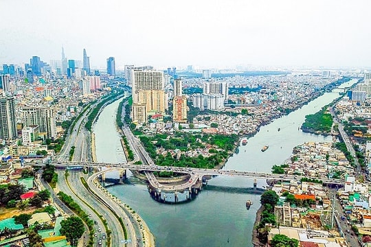 BĐS khu Đông chạm đỉnh, khu Tây lọt tầm ngắm mới của các nhà đầu tư