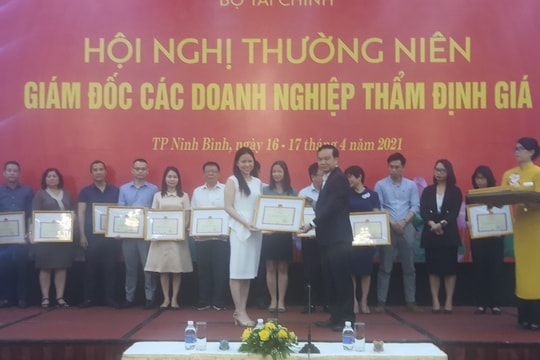 SAIGON PA nhận bằng khen của Bộ Tài chính