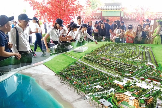 Hơn 27,5 tỷ USD "gửi" vào bất động sản: Lo vỡ... bong bóng