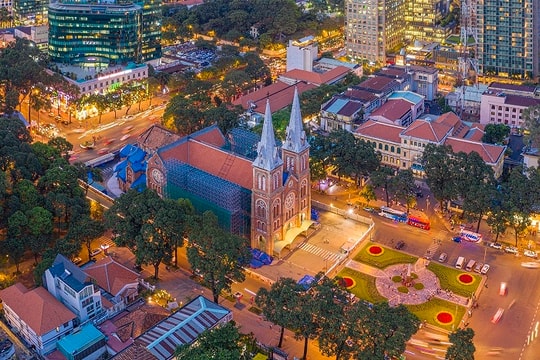 TP.HCM vào top 10 nơi đáng sống và làm việc thời "bình thường mới"