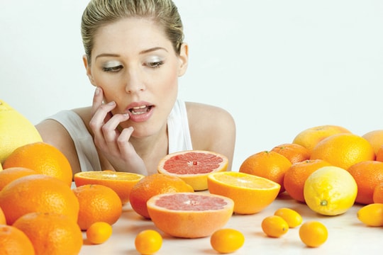 Dùng vitamin C quá liều gây hại sức khỏe