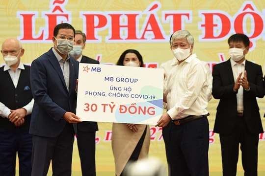 MB Group ủng hộ 30 tỷ đồng mua vaccine phòng dịch