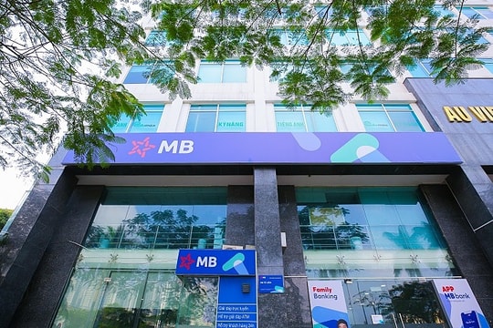 Để lộ tài khoản của nghệ sĩ Hoài Linh, nhân viên MB bị xử lý ra sao?