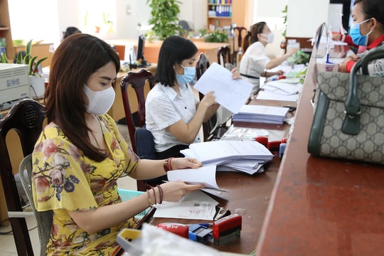 Đề xuất bỏ chứng chỉ ngoại ngữ và tin học cho công chức, viên chức