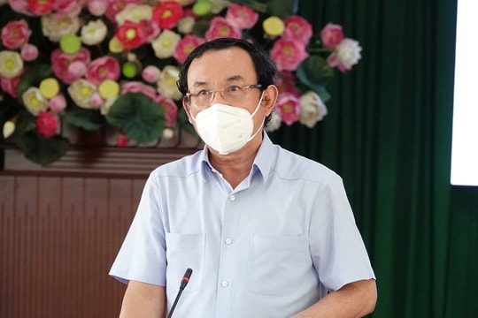TP.HCM không thể mãi giãn cách nghiêm ngặt, sẽ mở cửa dần nền kinh tế