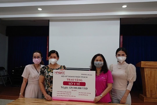 HAWEE trao yêu thương từ tâm dịch HAWEE trao yêu thương từ tâm dịch