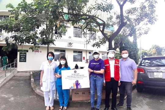 Doanh nghiệp tiếp tục chung tay đóng góp chống dịch