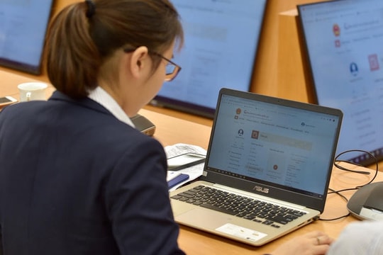 Cung cấp dịch vụ hành chính công trên môi trường số đa kênh