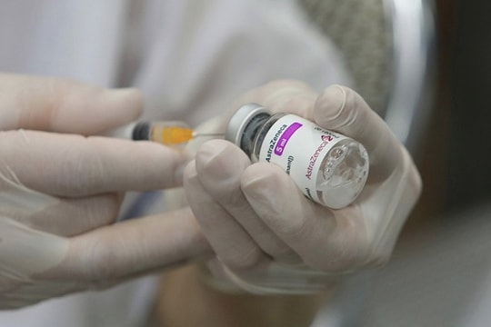 TP.HCM chính thức rút ngắn khoảng cách 2 mũi vaccine AstraZeneca còn 6 tuần