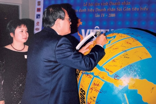 17 năm những dấu son doanh nhân Việt Nam