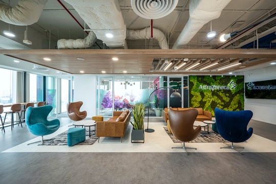 AstraZeneca Việt Nam nhận giải lãnh đạo xuất sắc và nhân sự xuất sắc