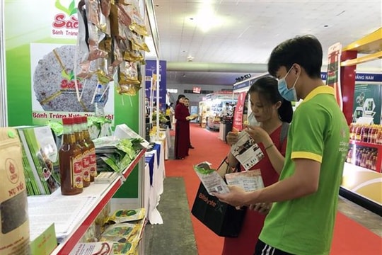 Triển lãm Tôn vinh hàng Việt - năm 2021