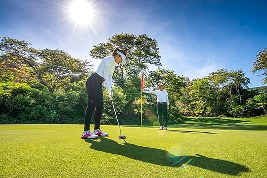 Khởi động mô hình du lịch khép kín với giải golf Green Journey to Phú Quốc