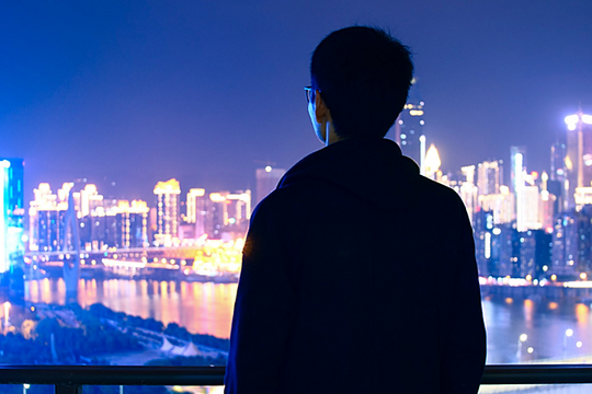 Cô đơn nơi phố thị