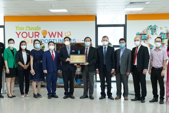 Tìm kiếm "hạt giống đỏ" doanh nhân