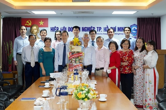 Năm 2022, doanh nghiệp sẽ tốt hơn, TP sẽ sôi động hơn