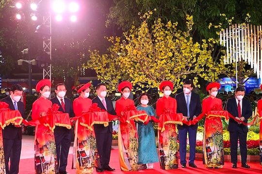 Khai mạc đường hoa Nguyễn Huệ: “Xuân quê hương, ấm tình nhân ái”