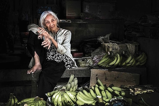 Có bà mẹ ngóng chờ con