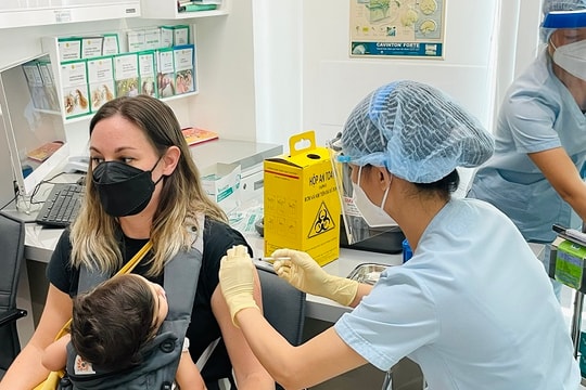 Sanofi và GSK xin cấp phép đối với vaccine COVID-19