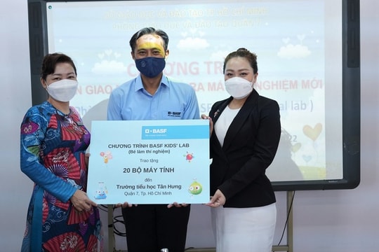 Phòng thí nghiệm ảo giúp học sinh thực hành thí nghiệm hóa học