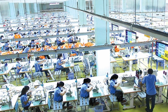 Tháo gỡ một số “nút thắt” để doanh nghiệp nâng cao năng lực cạnh tranh