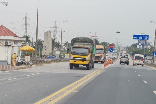 TP.HCM: Đề xuất sử dụng trạm cân tự động phạt nguội xe quá tải